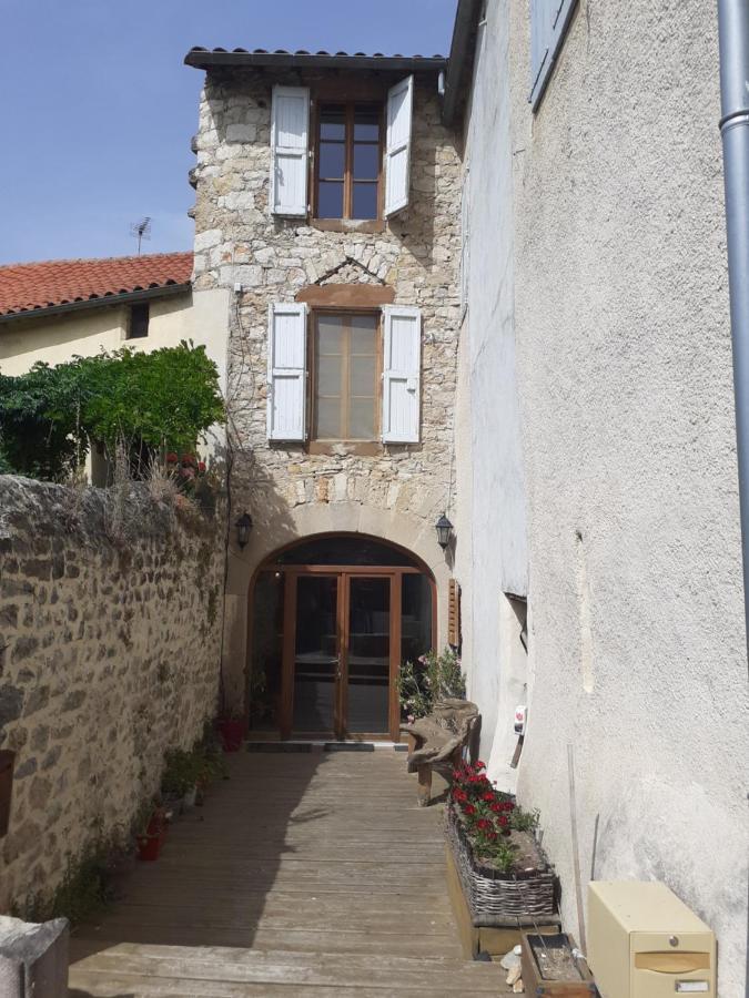 Gite De La Fontaine Paulhe Exterior photo