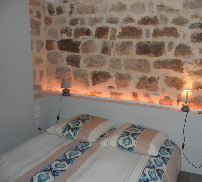 Gite De La Fontaine Paulhe Room photo